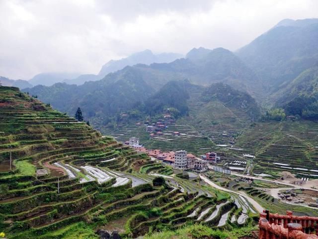 航拍融水苗寨梯田,今朝培秀酒香茶浓人更美!