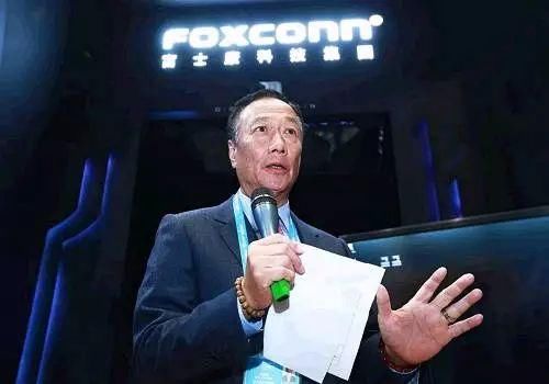 有点慌了!5天市值蒸发近1500亿,富士康跌掉了