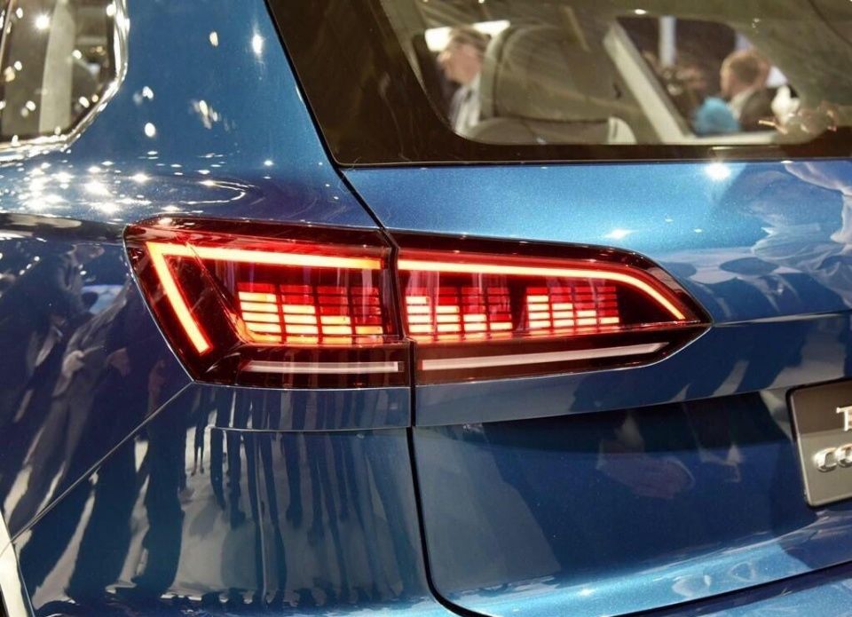 大众途锐2018款太帅!强Q7十倍途昂百倍!明年