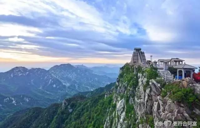 与济南千佛山，大明湖并称为济南三大名胜的趵突泉，有着什么魅力