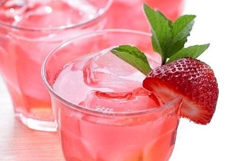 草莓榨汁搭配什么水果好 草莓榨汁可以加牛奶