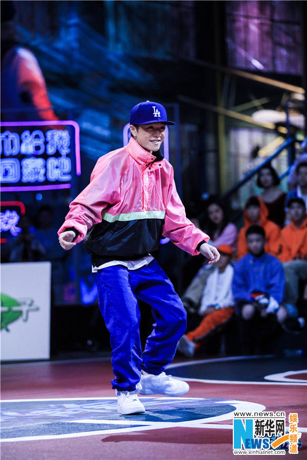 《这就是街舞》49强抢位升级 四位队长忙抢人