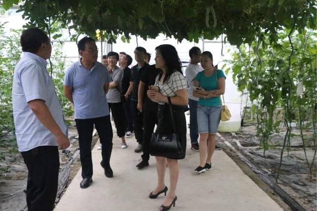 贵阳市金融办带领相关金融机构赴长顺县代化镇