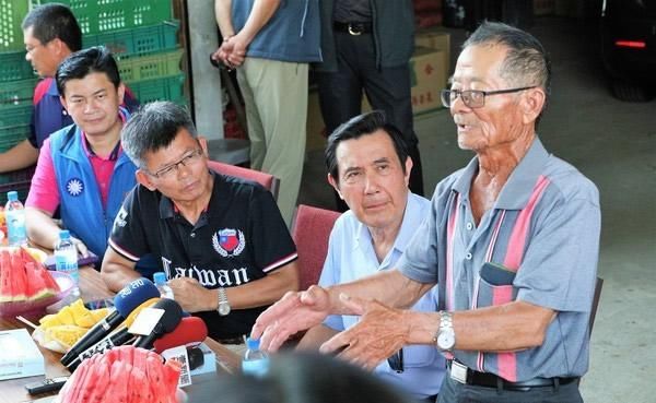 马英九呼吁大陆买台湾水果：农民会记得感情