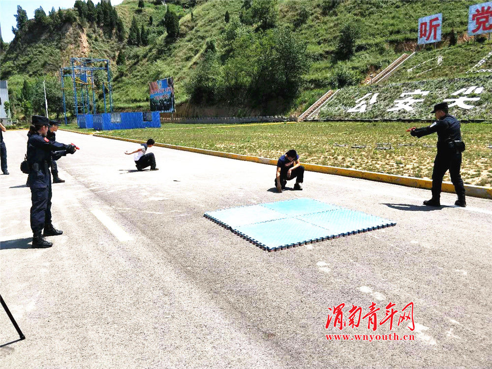 特警全力以赴做好全市警务实战教官比武竞赛后