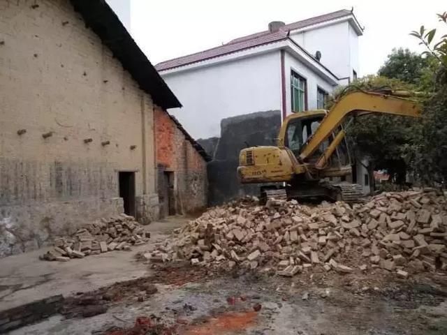 2、农村宅基地被征收是怎么赔偿的?