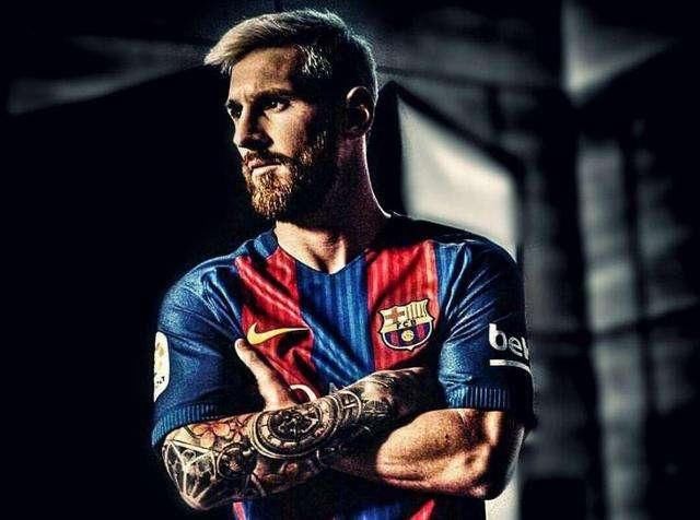 最佳年度射手王梅西打进51球,利物浦萨拉赫风