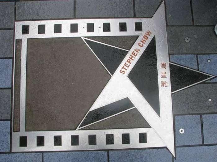 鹿晗吴亦凡杨幂都有蜡像, 为何周星驰周润发没