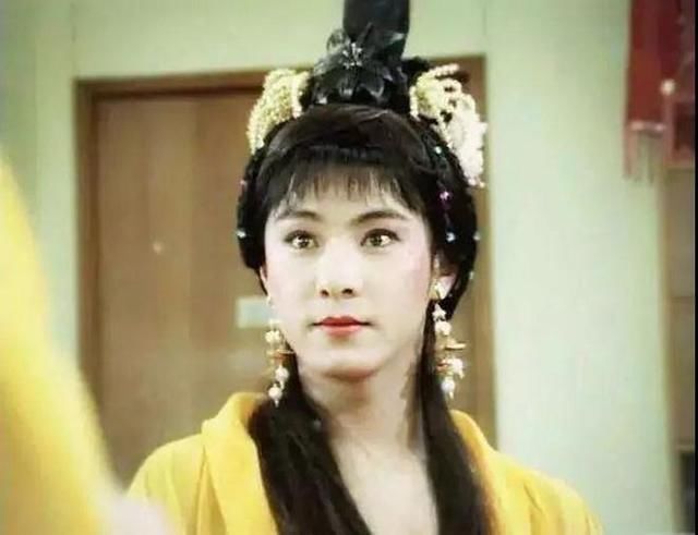 那些男扮女装的男明星们,比女人还要妩媚动人