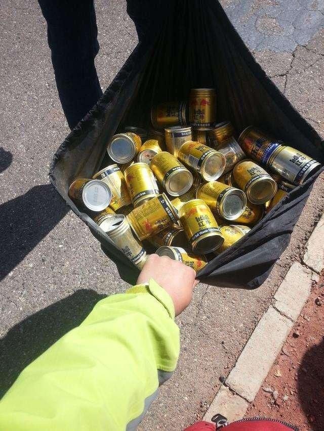 川藏线最多的垃圾是避孕套和卫生巾,这到底是