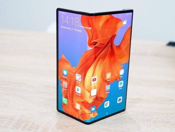 【MWC2019直击】华为Mate X折屏手机亲自试