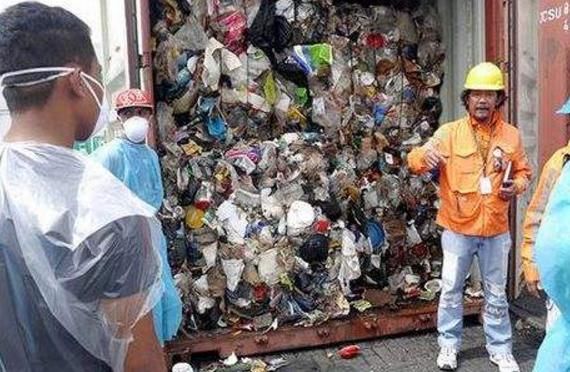 加拿大垃圾在菲律宾放了六年,菲律宾总统怒称