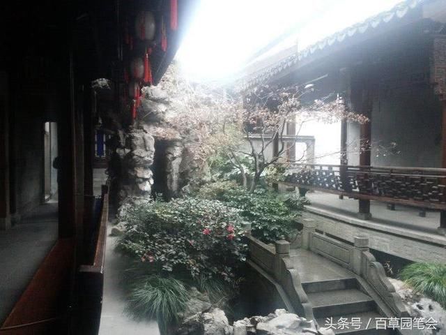 胡雪岩与他十二房姨太太的乐享生活:建娇楼、翻牙牌、下活棋