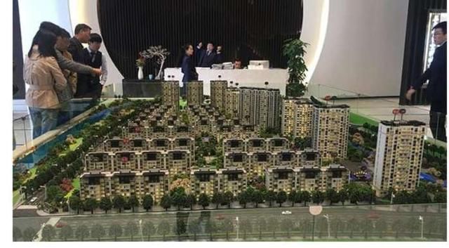 三四线楼市新区空置率达到9成，刚需该立刻卖房吗？