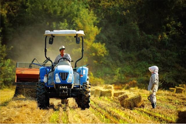 2018中央1号文件发布振兴乡村农机装备和职业