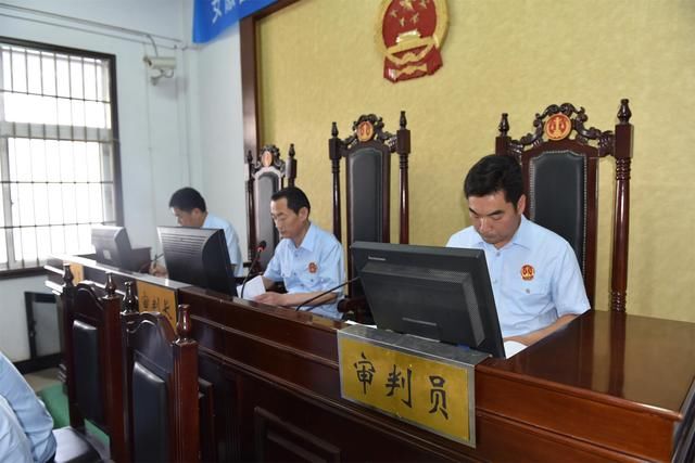 谯城法院公开审理亳州留置第一案