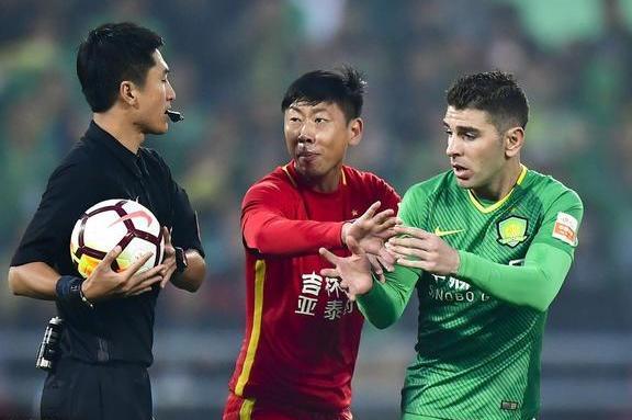 杜震宇影响团结被退役,亚泰高层对于联赛形势