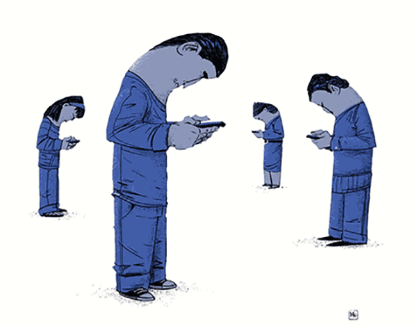 还在低头玩手机?你不知道后果有多严重