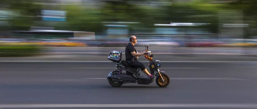 电动自行车新国标4月15日实施,四轮低速电动车