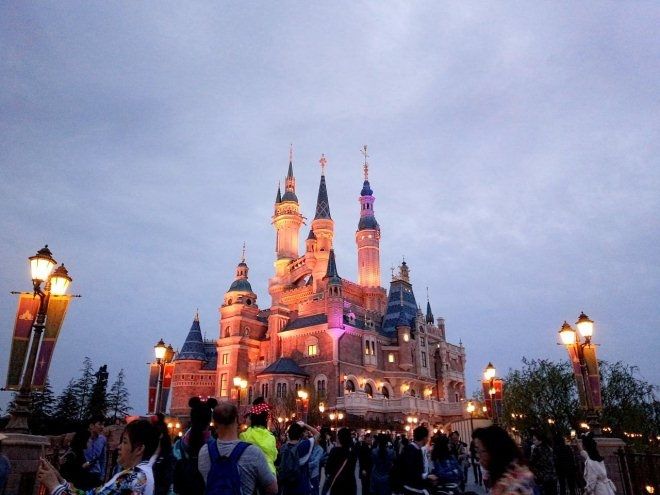 �����Ϻ���ʿ�Ṥ�� ��̸̸������Ӫ��