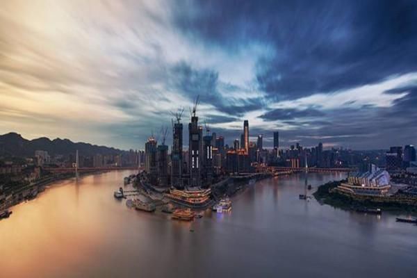 为什么说重庆是只适合旅游,不适合工作和生活的城市?