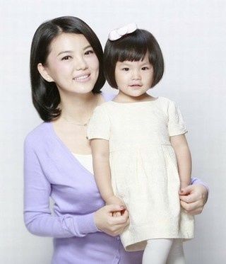 陶昕然女儿正面照曝光细数明星家的高颜值女儿