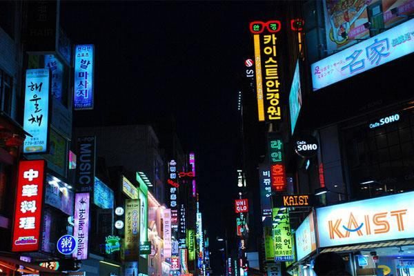 韩国昌德宫门票减半，中国游客就是不去，商家气晕街头