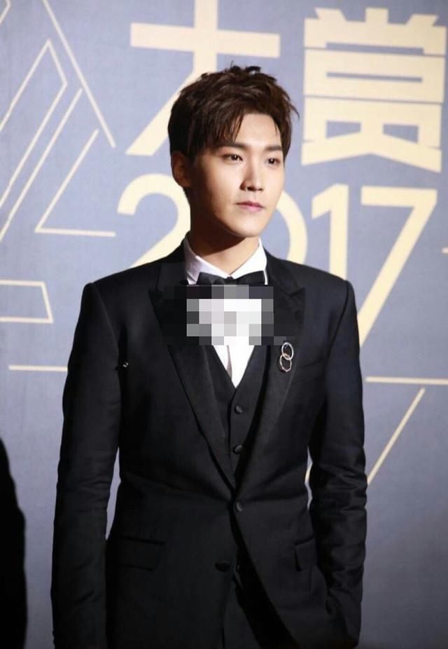 杨洋和邢昭林长得有多像,同框你就知道