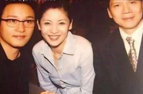 袁咏仪综艺节目自曝情敌,张智霖看后一脸无奈