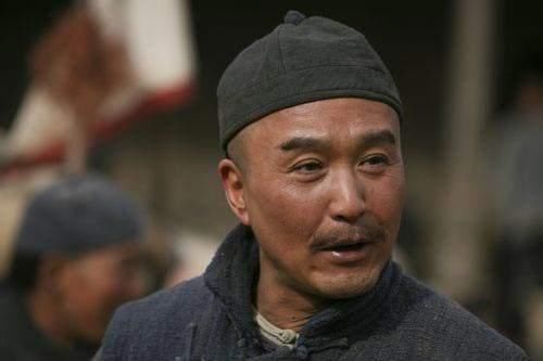 5ZGz5aKe_出生军人之家,妻子也是演员,出道多年很低调现一 ...