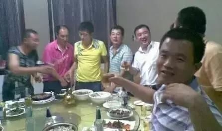 这才叫聚会，老兵我们何时聚聚？