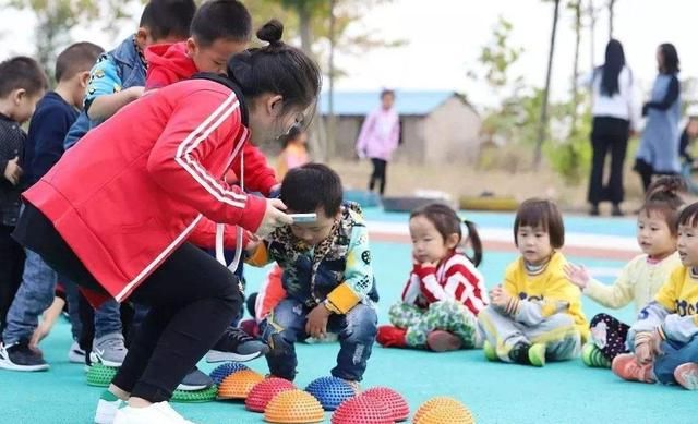 今天,新任市教育局局长回应这8个问题,个个是