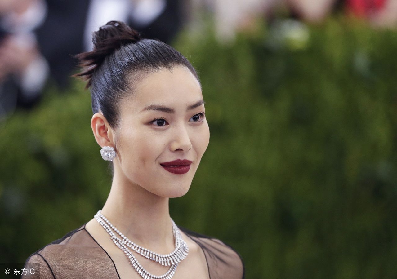 30岁刘雯为香奈儿拍广告,全球模特收入榜曾排