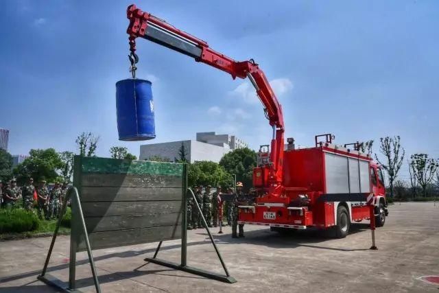 护航十九大巅峰对决|安徽消防 迎接十九大、忠