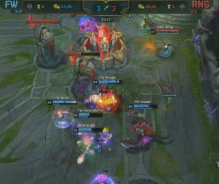 闪电狼击溃RNG打破历史纪录!上野又要背锅?