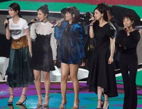 娱乐圈最会2米大长腿穿衣法的女明星,第一名