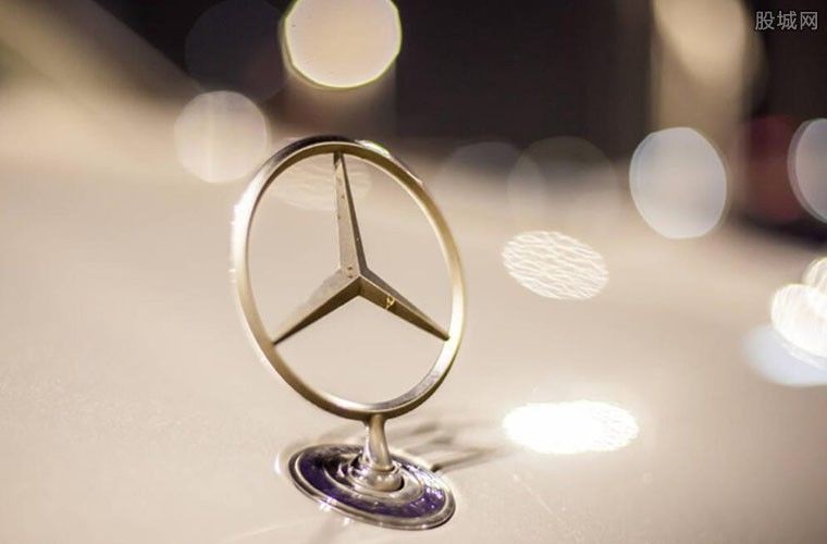 奔驰女车主王倩老公 奔驰车事件最新处理结果