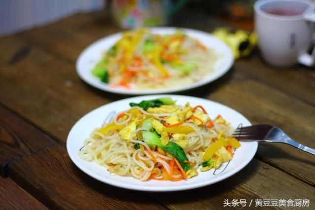 这样炒米粉才好吃,口感劲道,味道鲜美