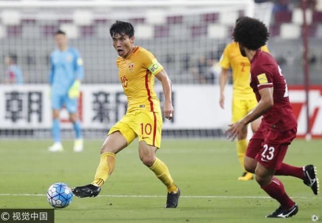 中国足球旗帜4次追梦以红牌告别 世界悲 已成