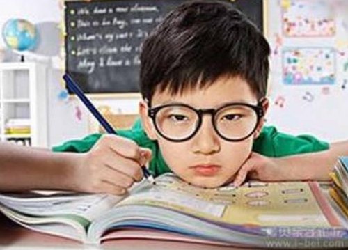 2岁半男孩报了5个培训班!就为读个好幼儿园,结