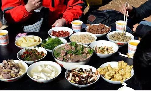 乡情:年夜饭,吃出一桌温暖年味儿!