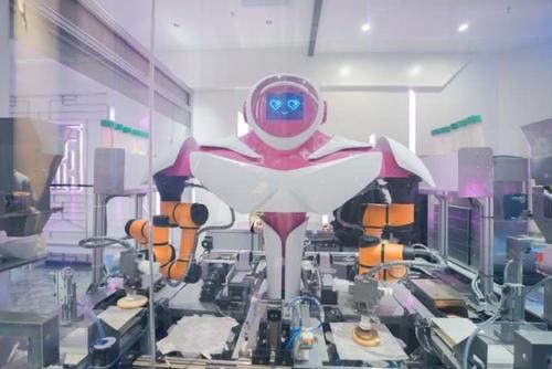 花城汇机器人餐厅