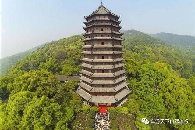 浙赣皖最美公路，一路尽是山青水碧、古村名镇，顺山蜿蜒美不胜收