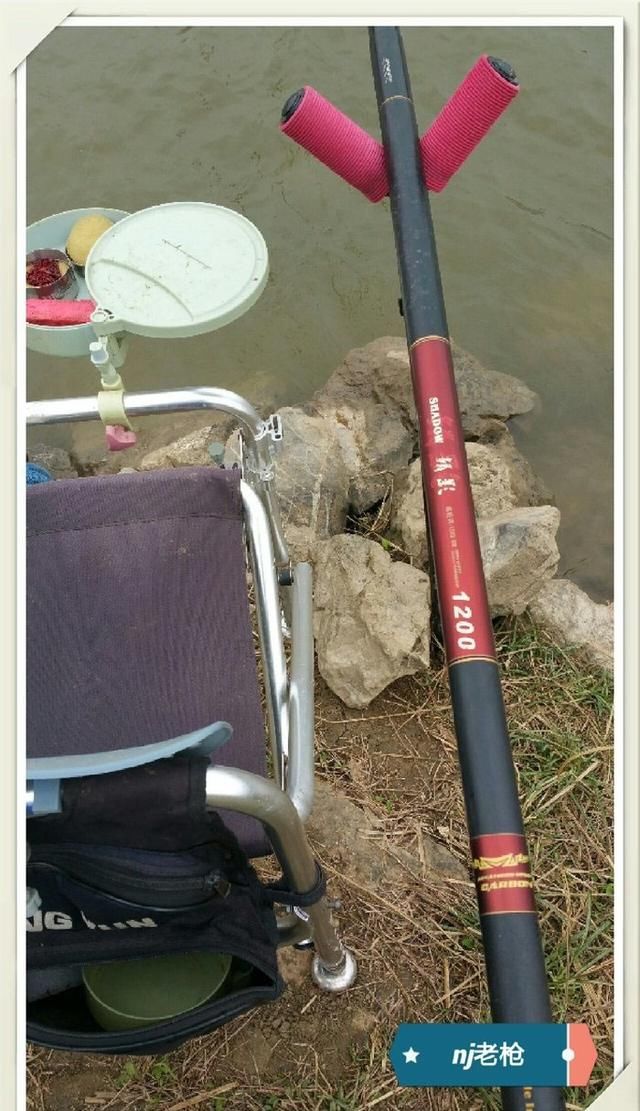 独钓朱营,天气不好运气好 红虫饵料钓鲤鱼