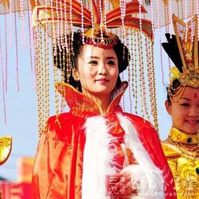 叱咤风云的萧太后如此厉害，与她身边那位知她、懂她的男人有关！