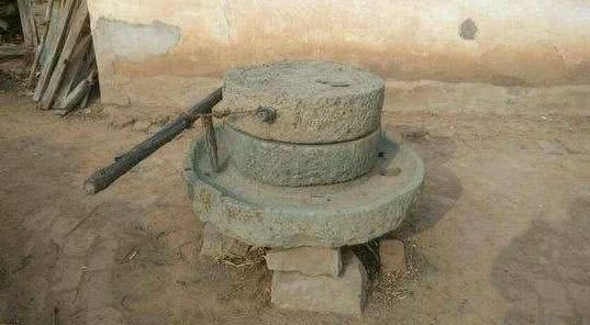 去农村收的废品老物件,摇身一变成为值钱的工