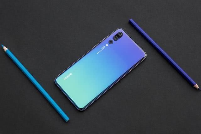 喜欢华为手机也不能盲目乱买,月底最值得选择