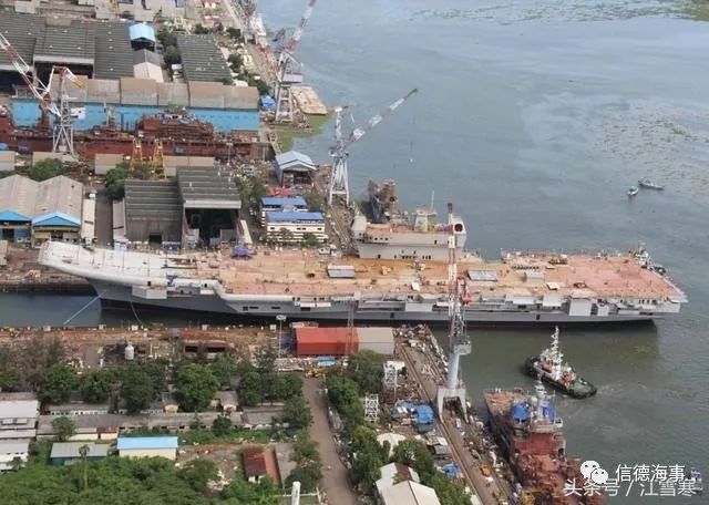 印度航母又爆炸,18年都没造好,还有出头之日吗