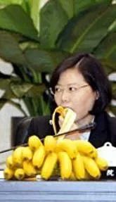 蔡省长下台倒计时?香蕉1公斤2毛,蕉农:民进党不倒,经济不会好
