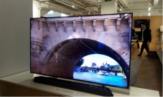索尼4K液晶电视X9000F大气美观,改变你的客